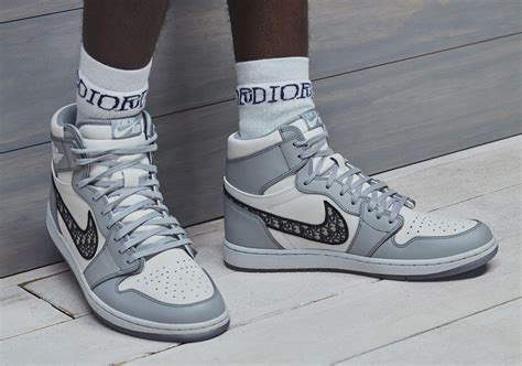 how to cop jordan dior|Dior Air Jordan 1 High & Dior Air Jordan 1 Low Release Links.